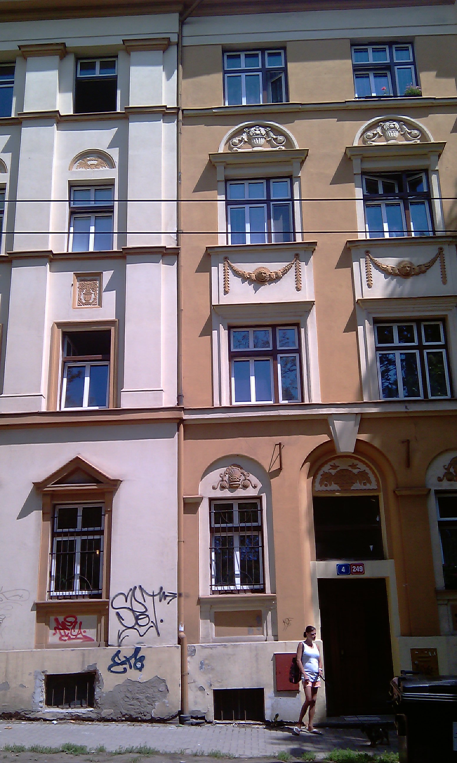palachova 249,250